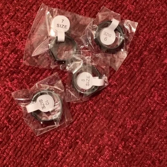 Tungsten Celtic style wedding band/fashion ring. - Picture 3 of 3